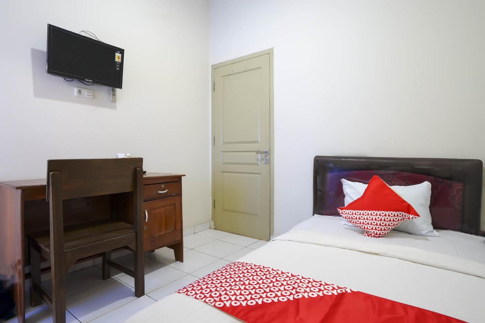 Hotel Oyo Life 2874 Berlian Palembang
