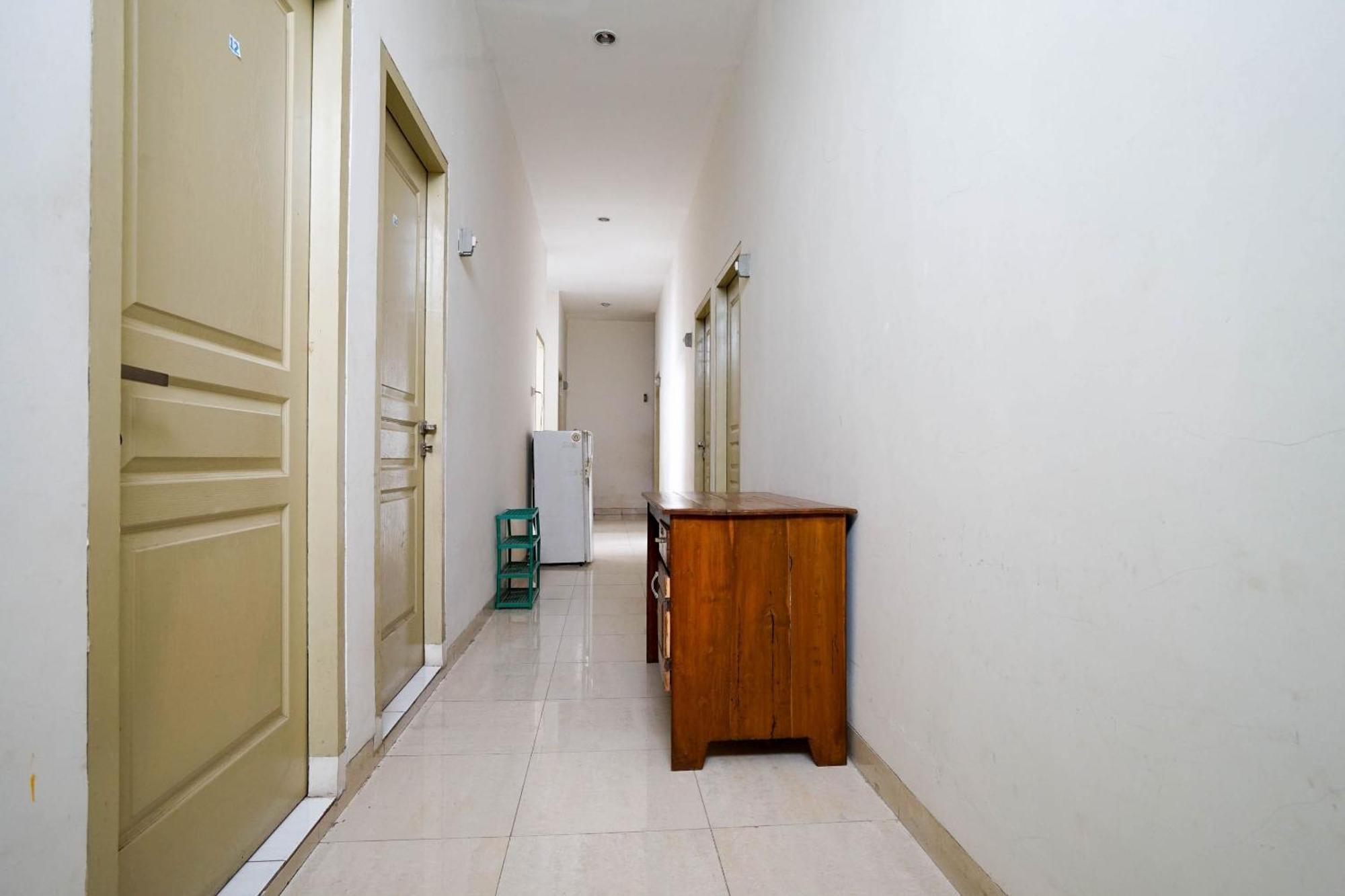 Oyo Life 2874 Berlian 2* Palembang