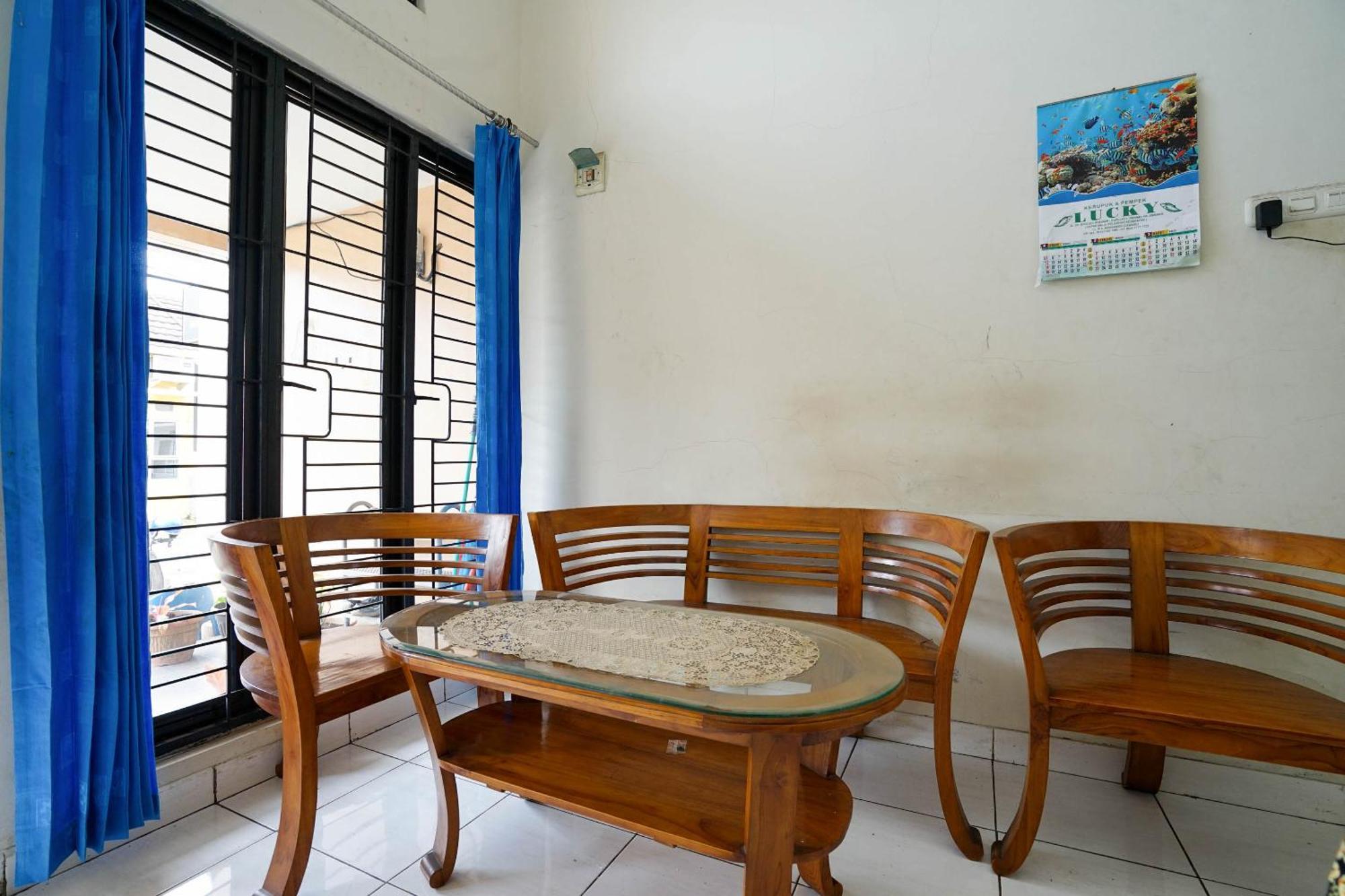Hotel Oyo Life 2874 Berlian
